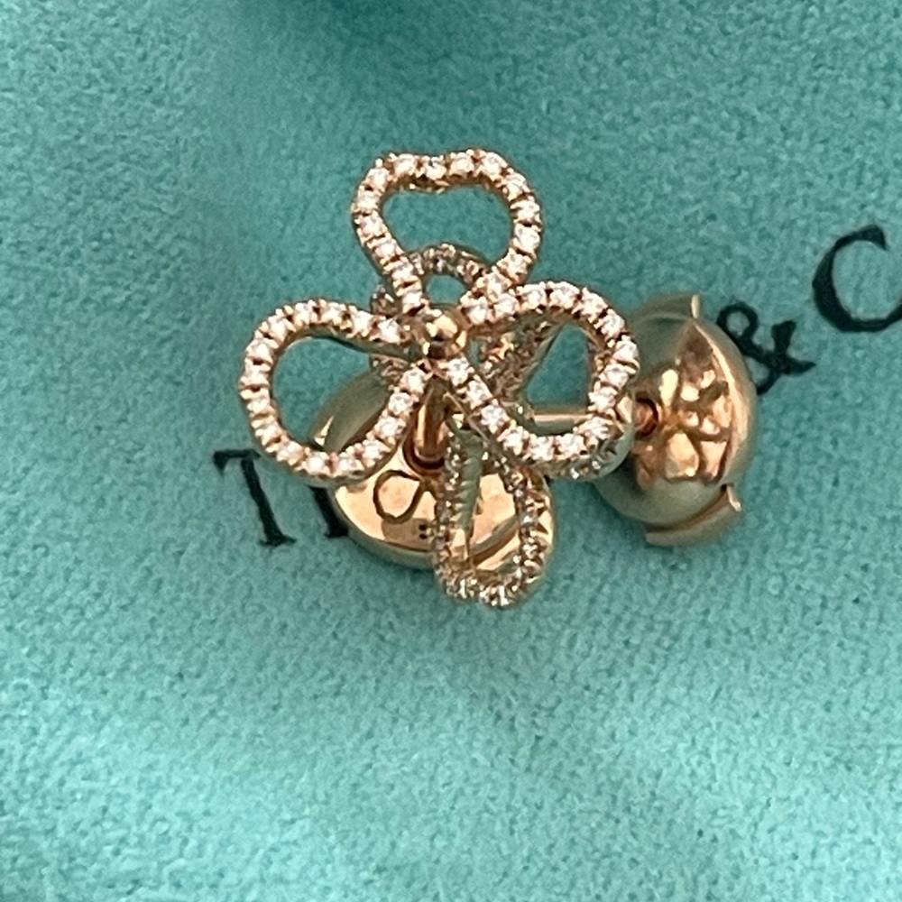 Tiffany & Co 18K rose gold and diamond paper flower earrings - Picture 3 of 15